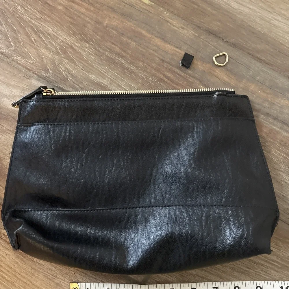 Calvin Klein‎ Leather Clutch Purse Black 12